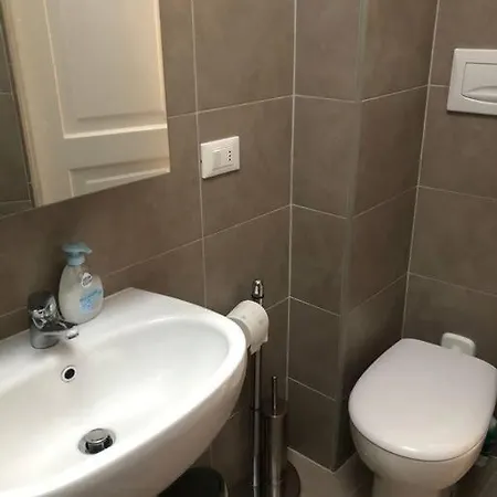 Apartamento Light House: Luce E Charme In Un Piccolo Faro Trieste